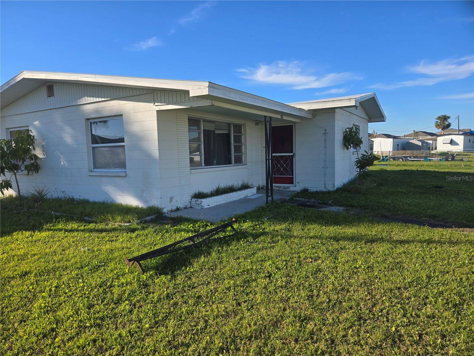 Ruskin, FL 33570,202 7TH ST NW