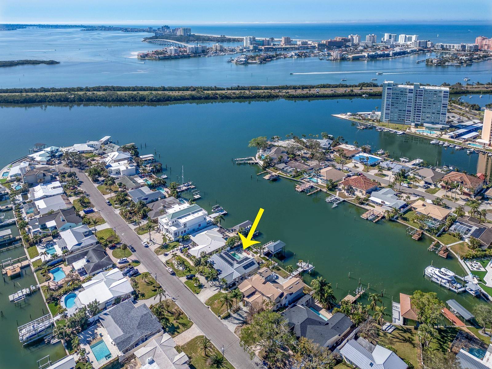 Clearwater Beach, FL 33767,54 MIDWAY IS