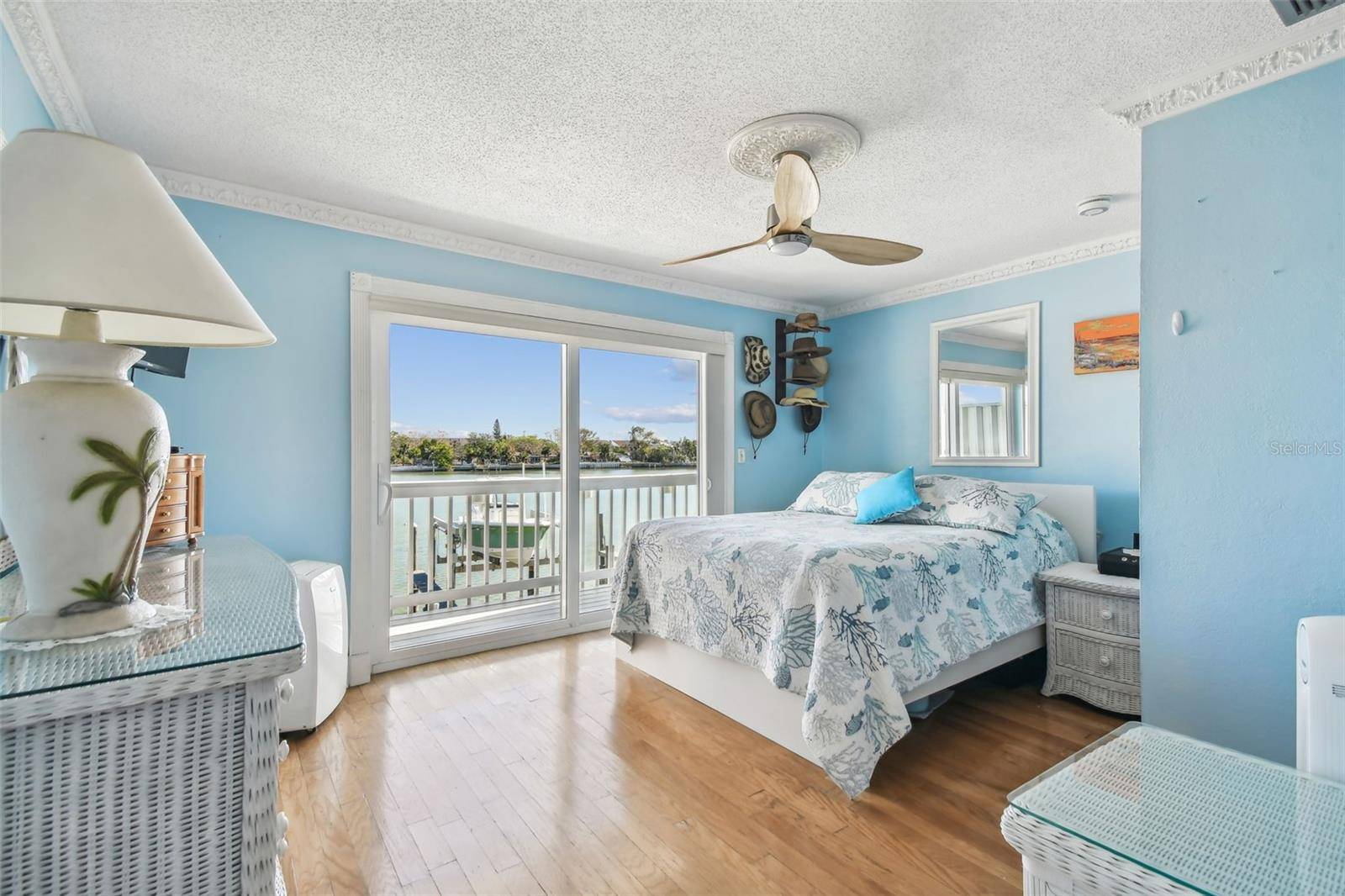 Treasure Island, FL 33706,143 94TH AVE #2