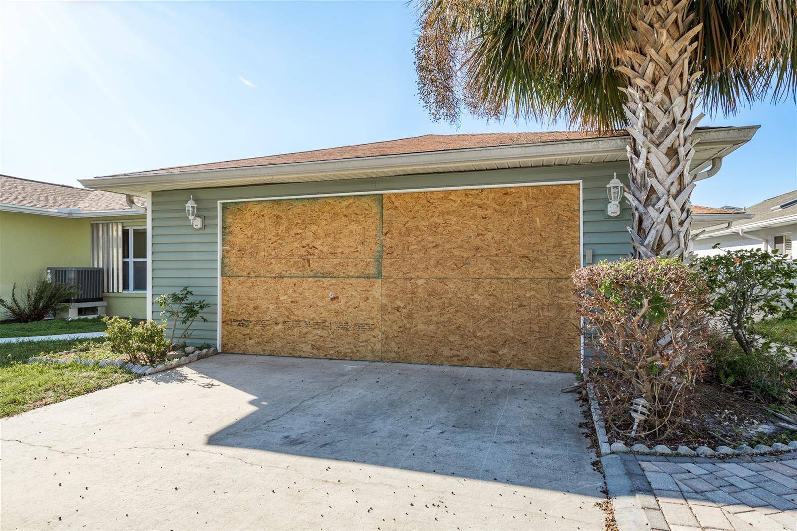 New Port Richey, FL 34652,3954 MARINE Pkwy