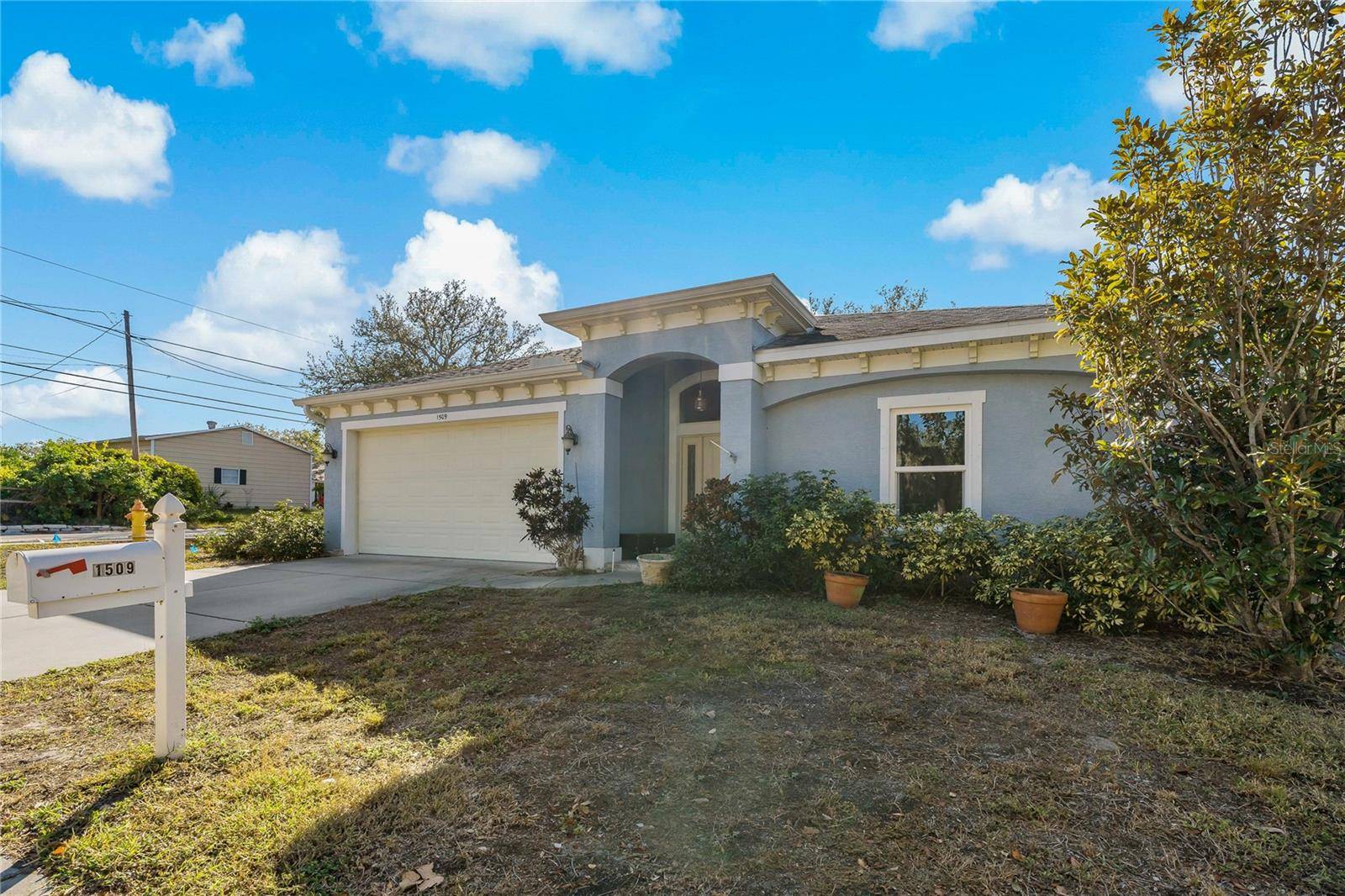 Tarpon Springs, FL 34689,1509 E TESSIER DR