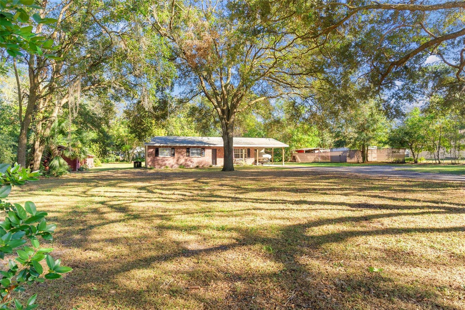 Zephyrhills, FL 33540,7846 FORBES RD