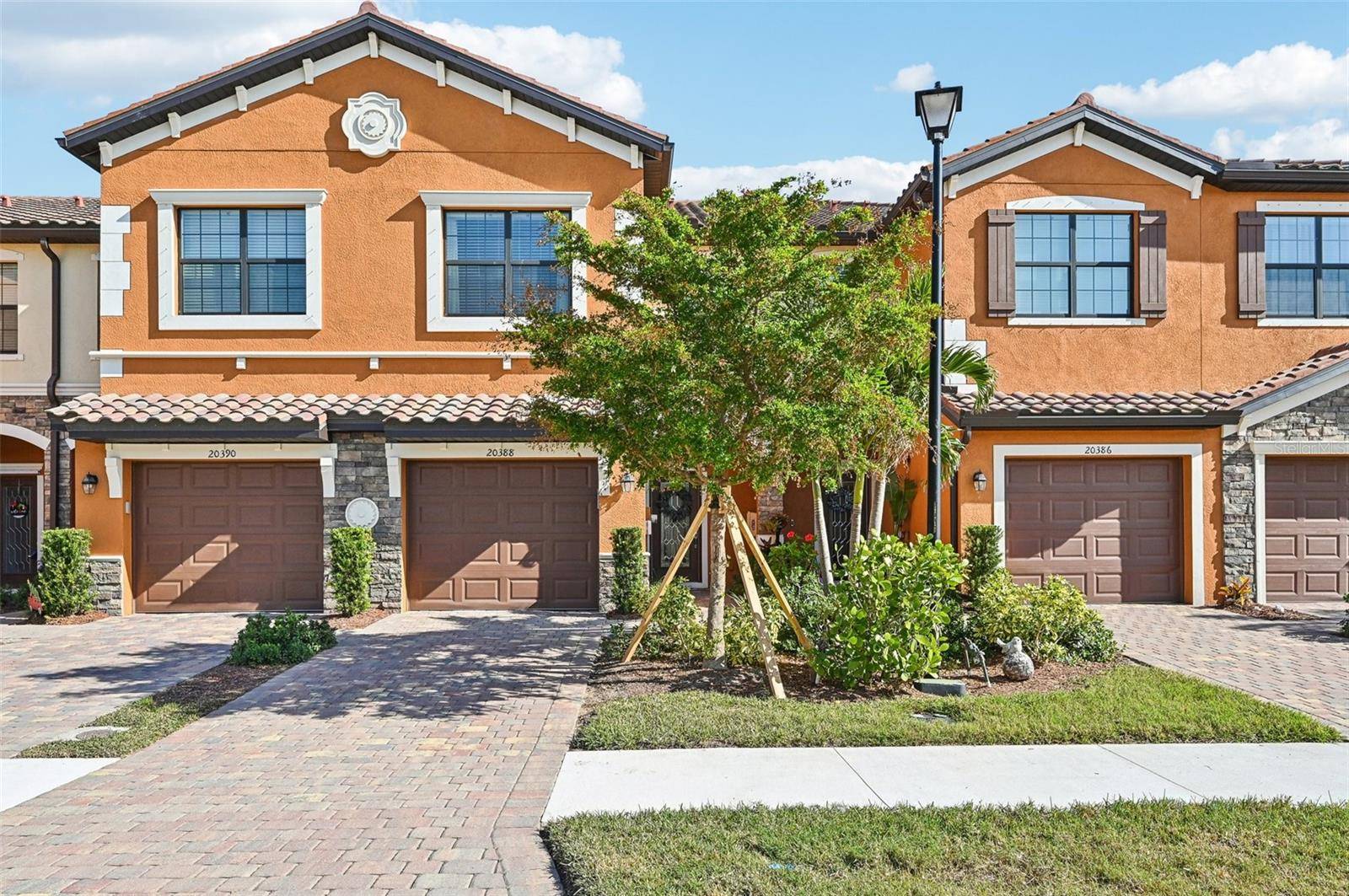 Venice, FL 34293,20388 LAGENTE CIR