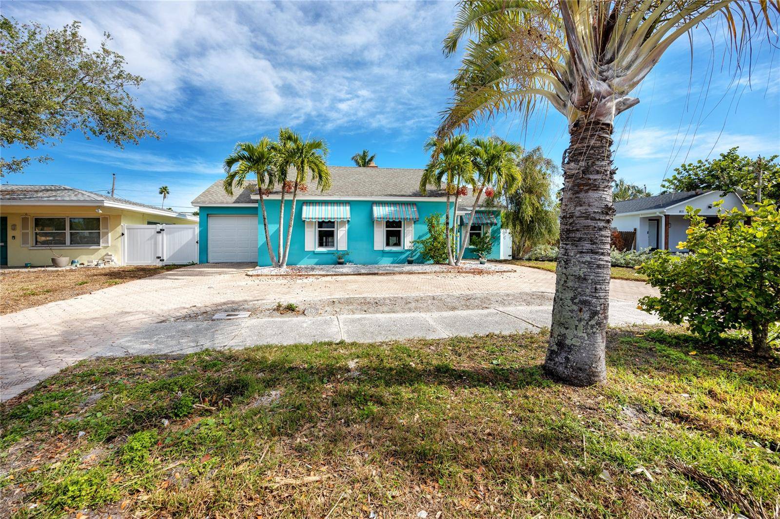 Clearwater Beach, FL 33767,815 LANTANA AVE
