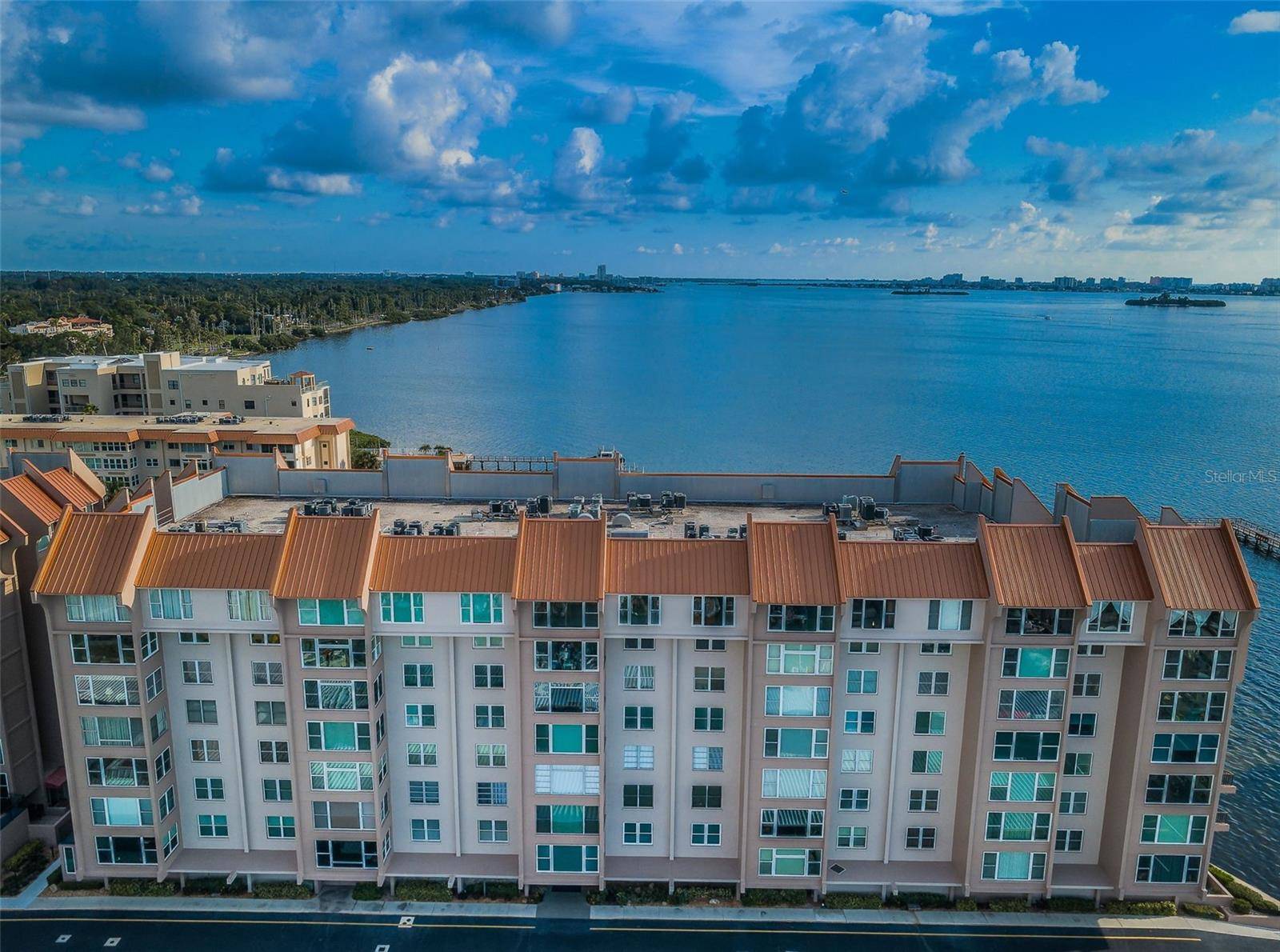 Dunedin, FL 34698,634 EDGEWATER DR #447