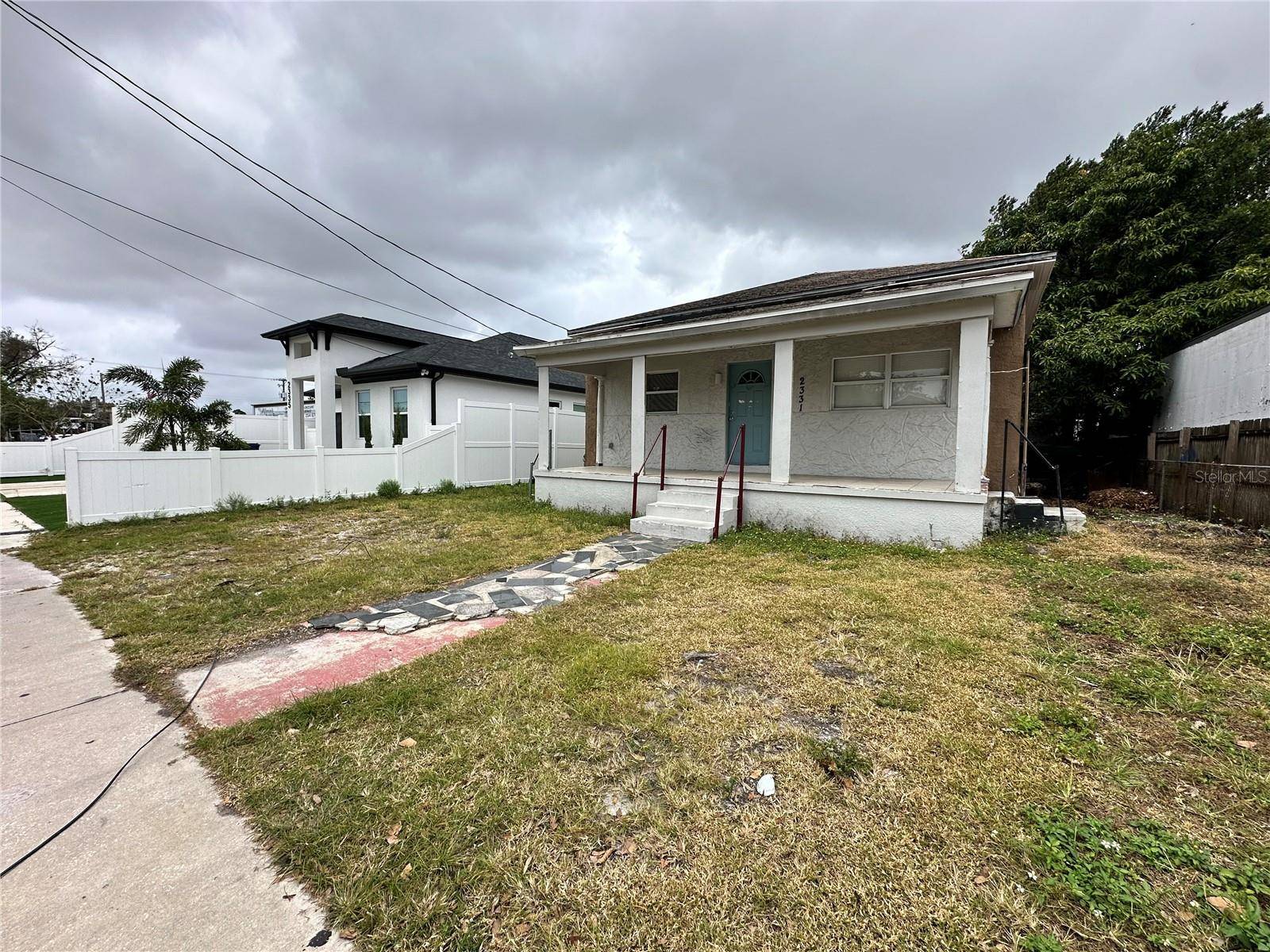 Tampa, FL 33607,2331 W SAINT JOHN ST