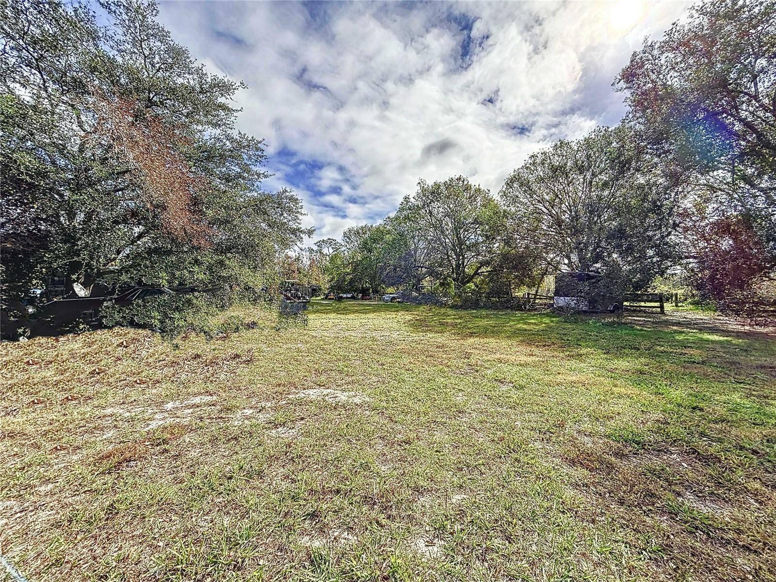 Ruskin, FL 33570,3350 39TH AVE SE