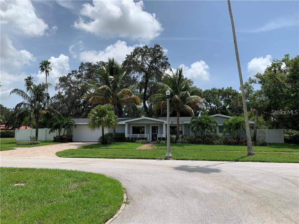 Belleair, FL 33756,445 GARDENIA ST