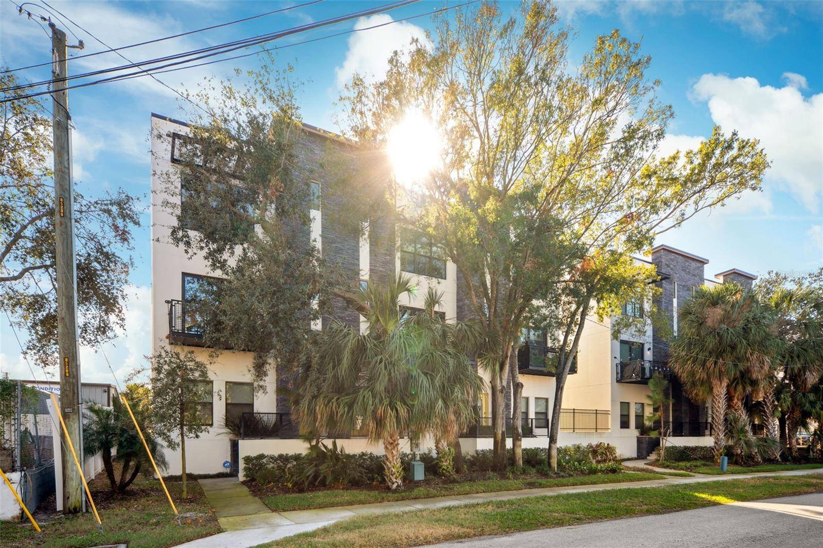 Tampa, FL 33611,4810 W MCELROY AVE #2