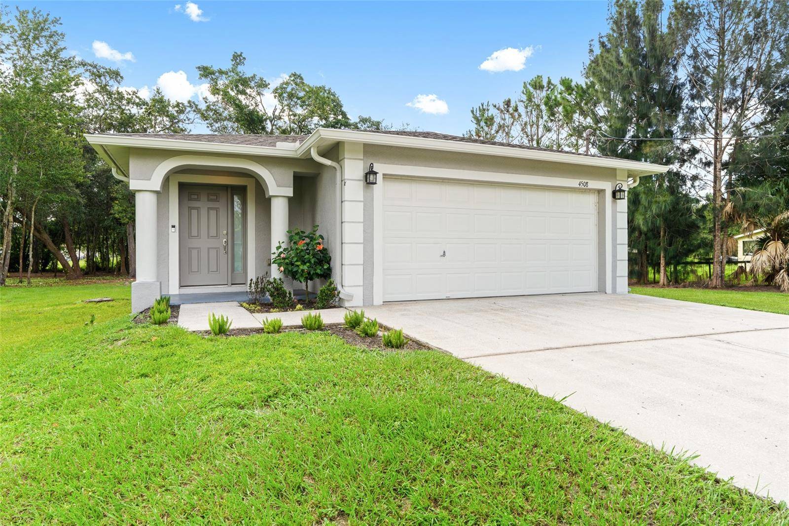 Wesley Chapel, FL 33543,4508 REDCOAT DR