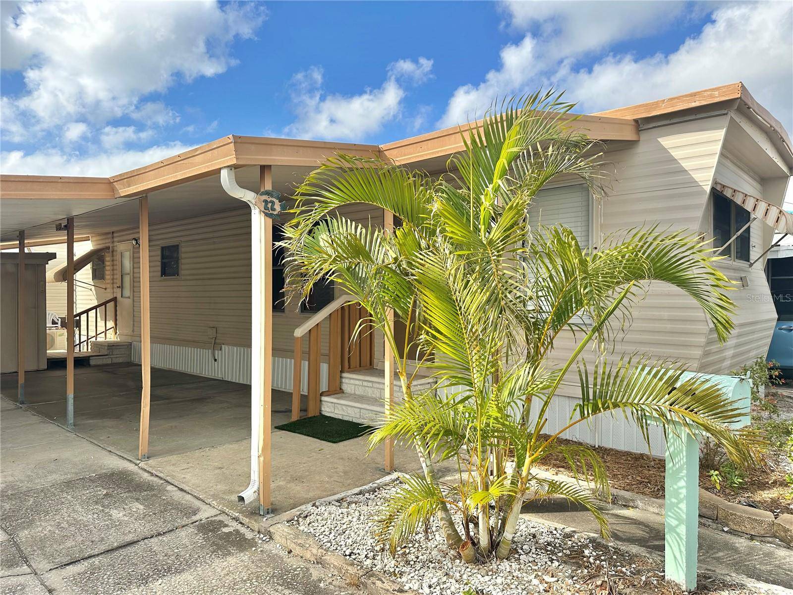 St Petersburg, FL 33710,7801 34TH AVE N #22