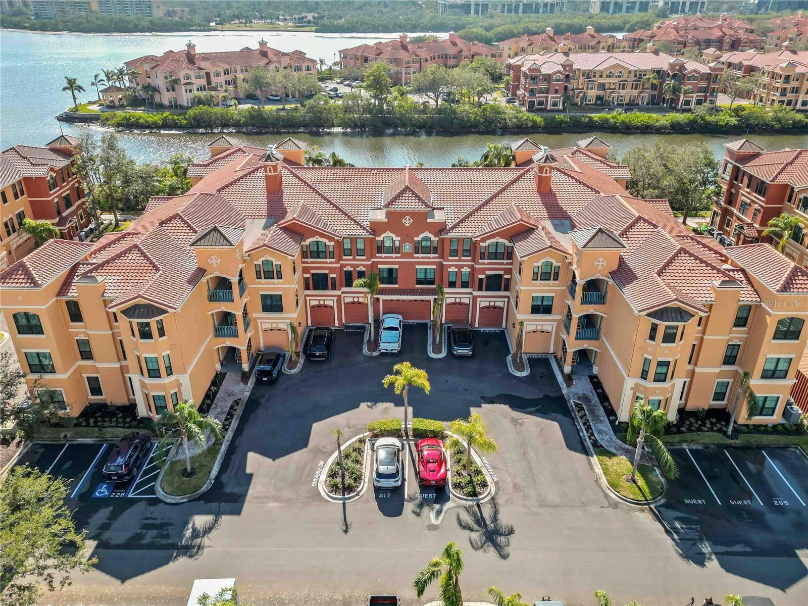 Clearwater, FL 33764,2749 VIA CIPRIANI #1021B