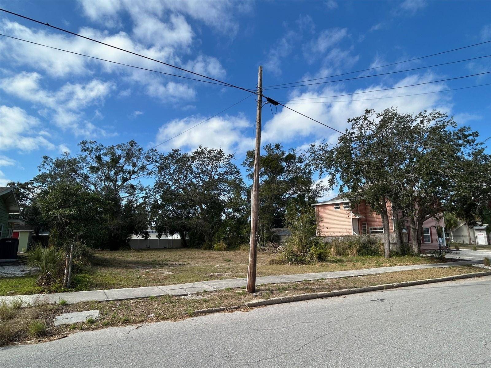 Tarpon Springs, FL 34689,N RING AVE