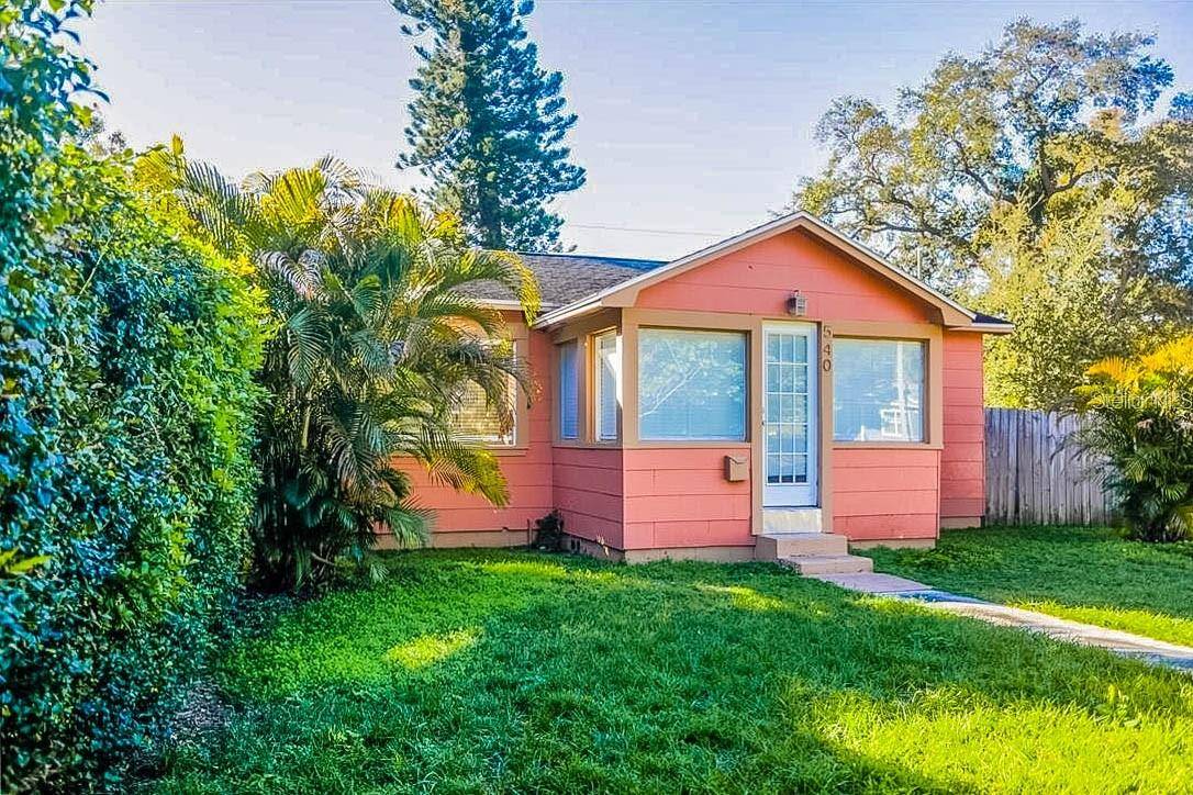 St Petersburg, FL 33701,540 NEWTON AVE S
