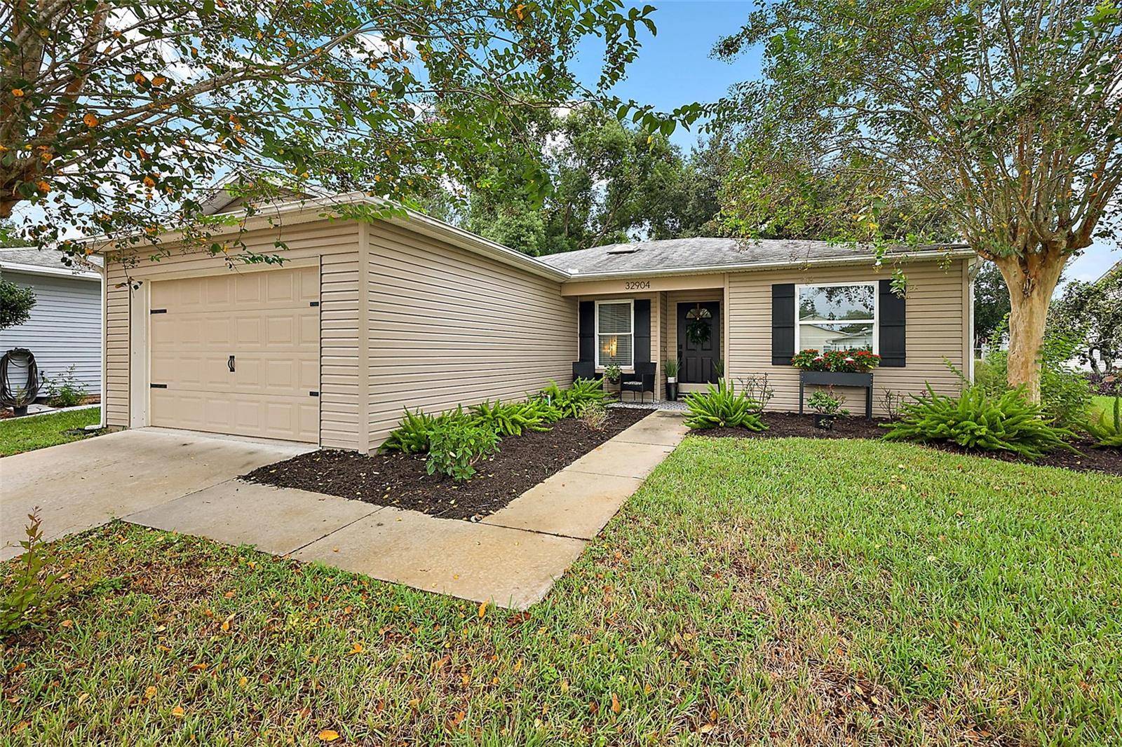 Leesburg, FL 34748,32904 ENCHANTED OAKS LN