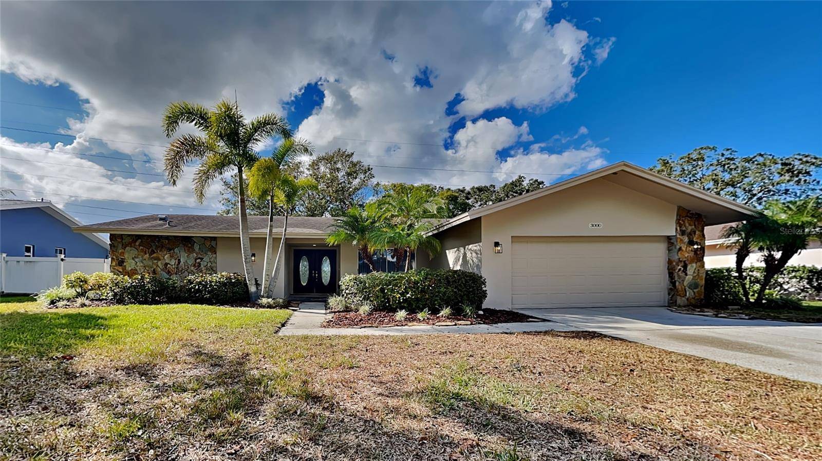 Clearwater, FL 33761,3000 CLUBHOUSE DR W