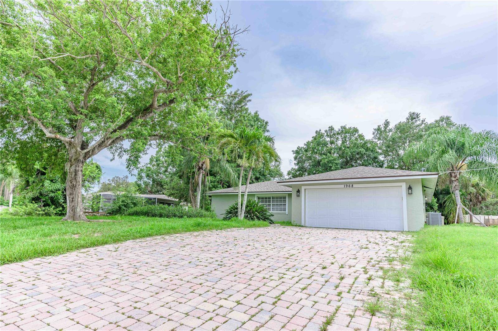 Sarasota, FL 34240,1968 ROLLING GREEN CIR