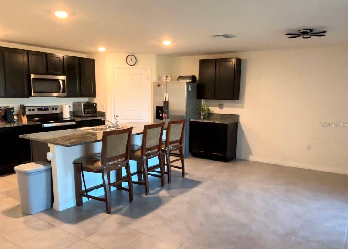 Wildwood, FL 34785,4694 SIGCOM PL
