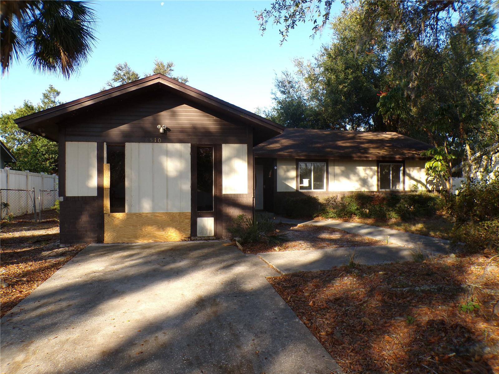 Temple Terrace, FL 33637,8510 RENALD BLVD