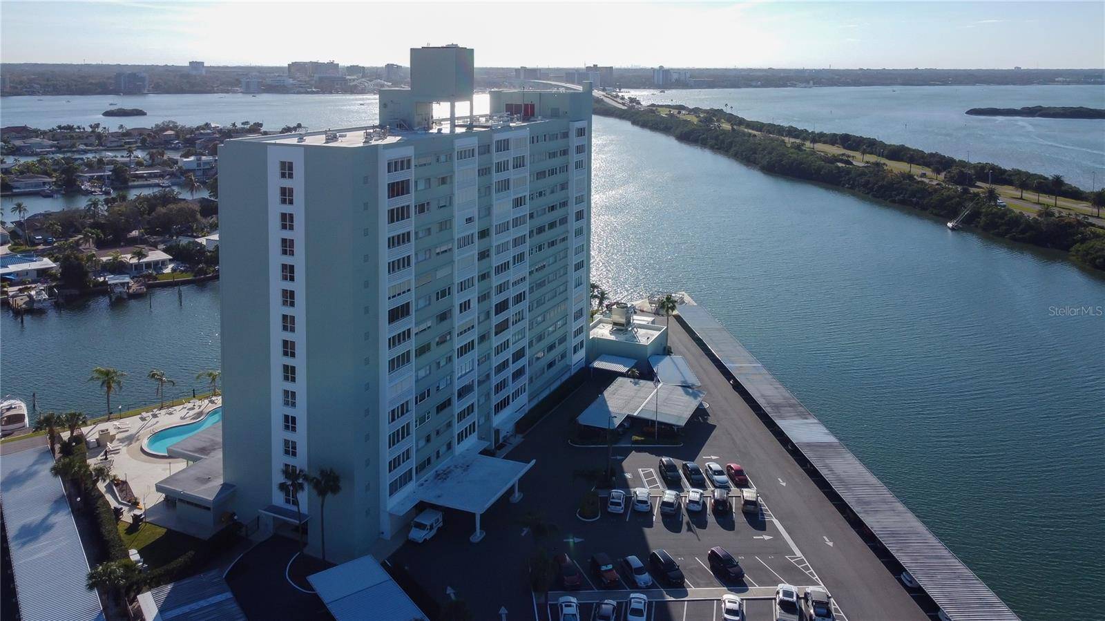 Clearwater Beach, FL 33767,31 ISLAND WAY #609