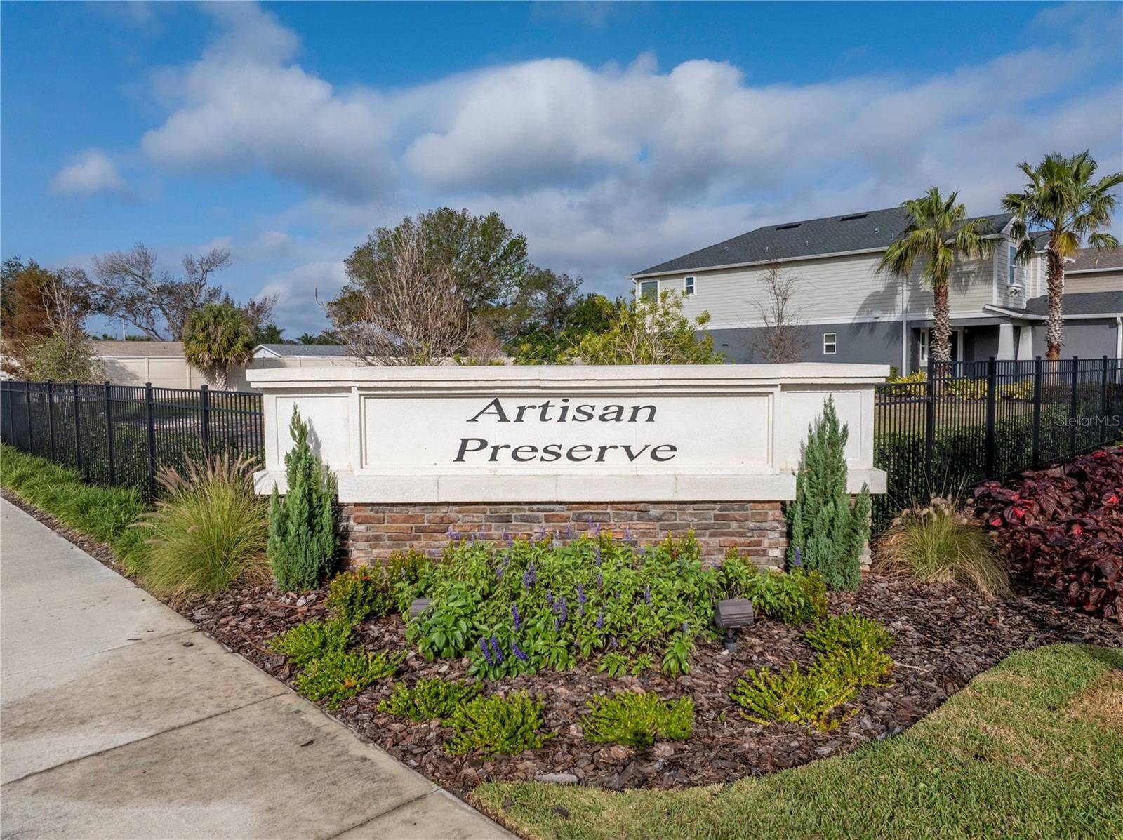 Seminole, FL 33777,8272 ARTISAN WAY