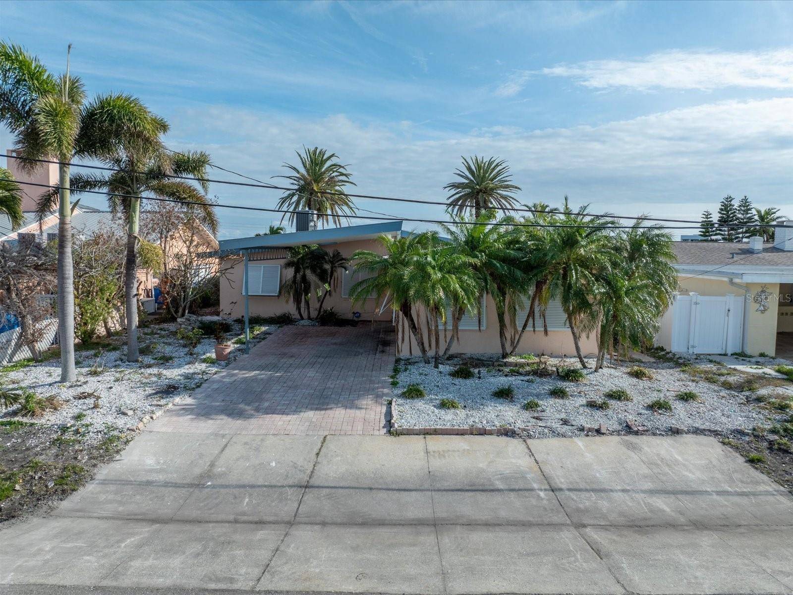 Redington Beach, FL 33708,16124 4TH ST E