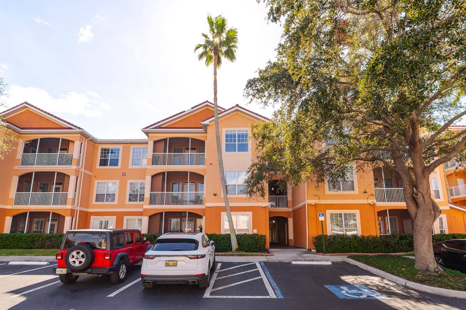 Tampa, FL 33611,5000 CULBREATH KEY WAY #4-108