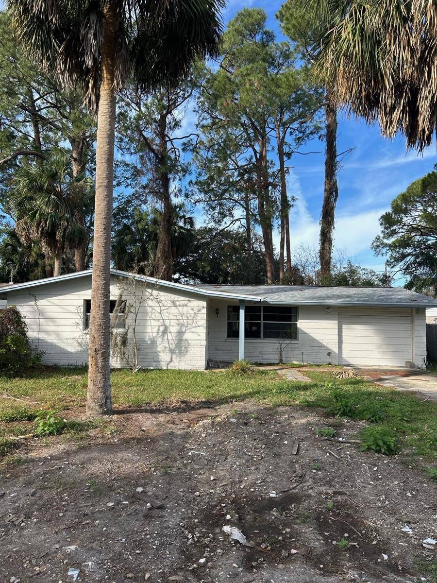 New Port Richey, FL 34652,7215 PINEWOOD DR