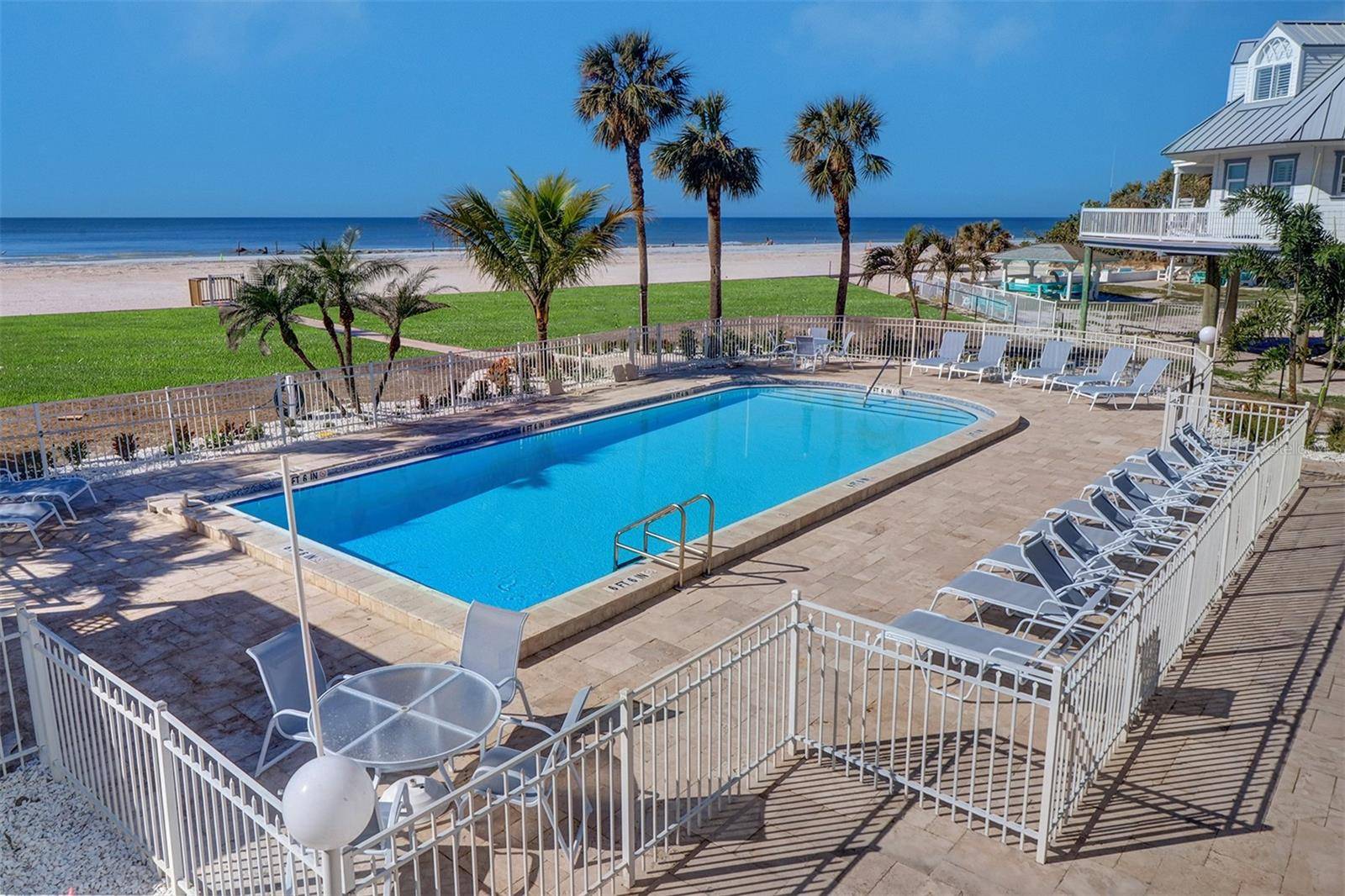 Redington Shores, FL 33708,17980 GULF BLVD #103