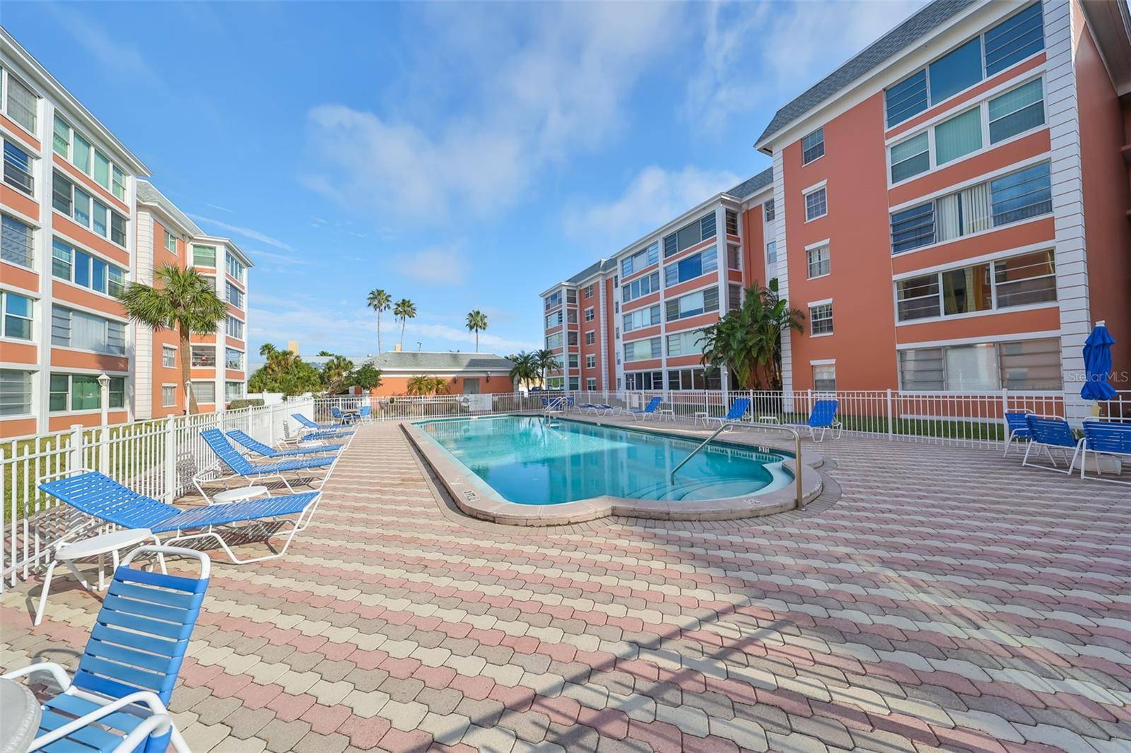 St Petersburg, FL 33710,6960 20TH AVE N #306