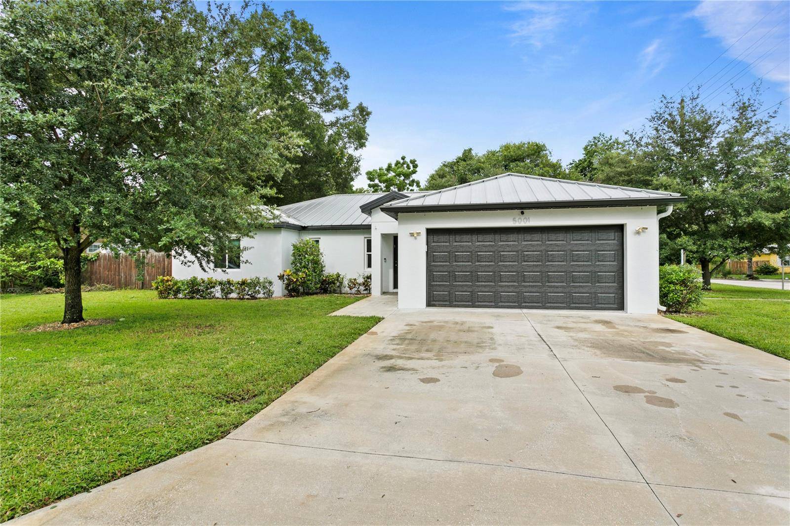 St Petersburg, FL 33714,5001 22ND ST N