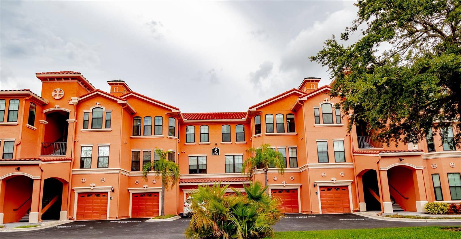 Clearwater, FL 33764,2729 VIA MURANO #437