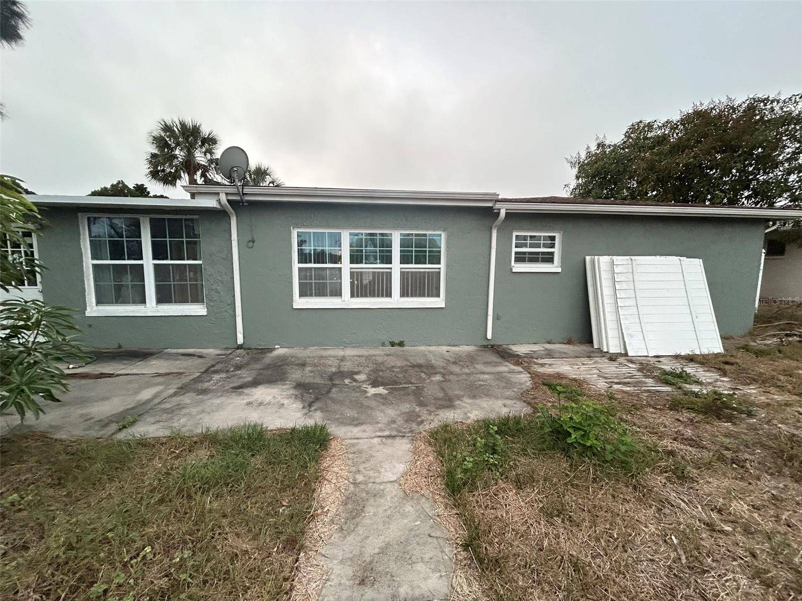 Port Richey, FL 34668,6947 BOTTLE BRUSH DR