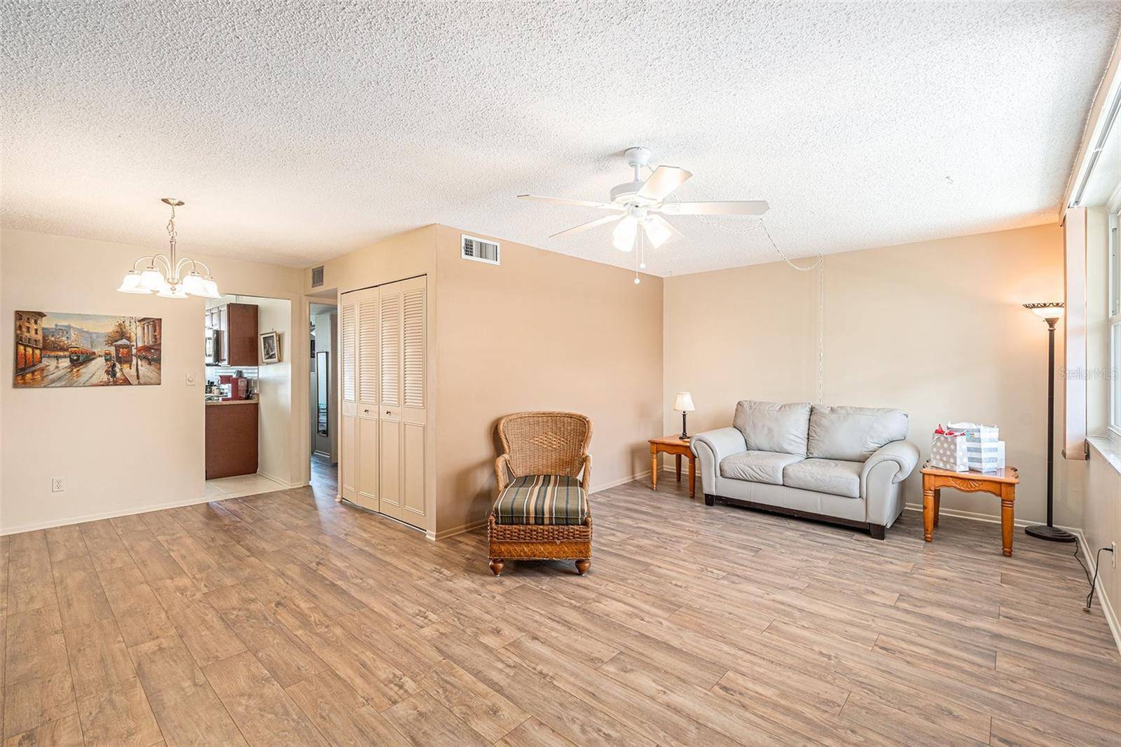 St Petersburg, FL 33703,4880 LOCUST ST NE #227