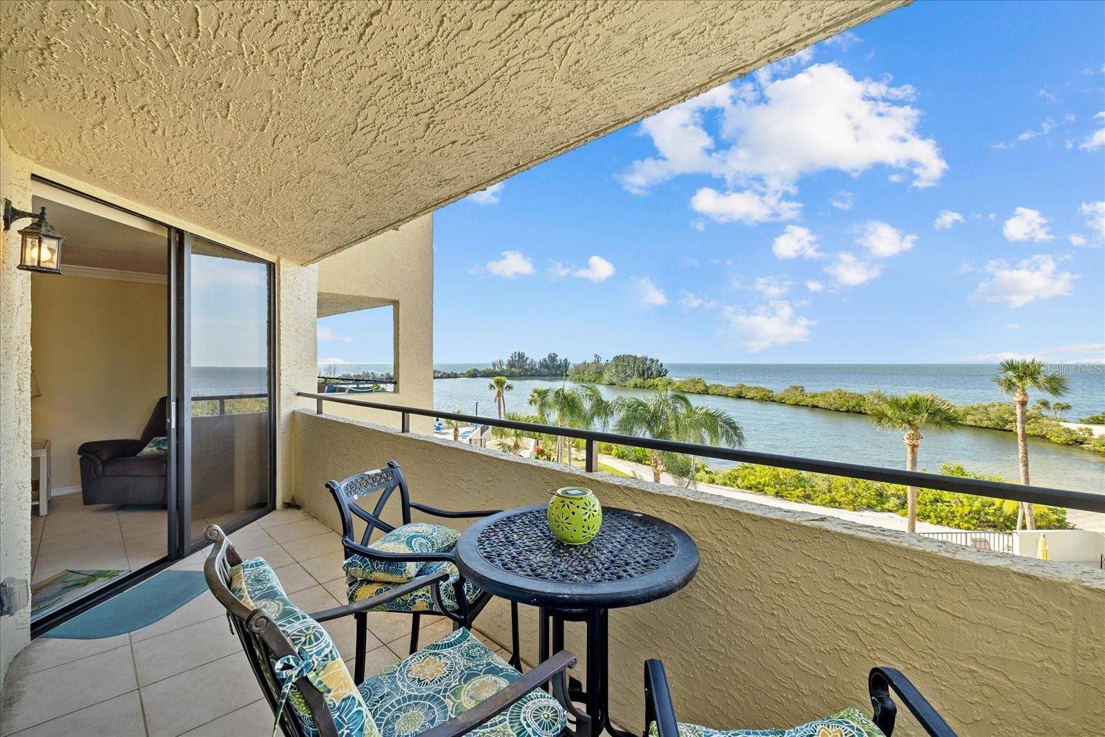 Hudson, FL 34667,6009 SEA RANCH DR #303