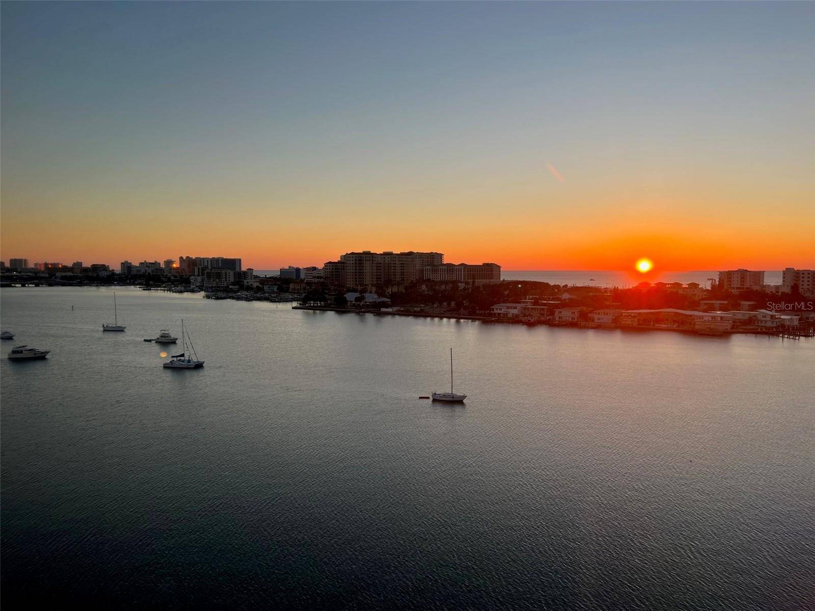 Clearwater Beach, FL 33767,660 ISLAND WAY #1005