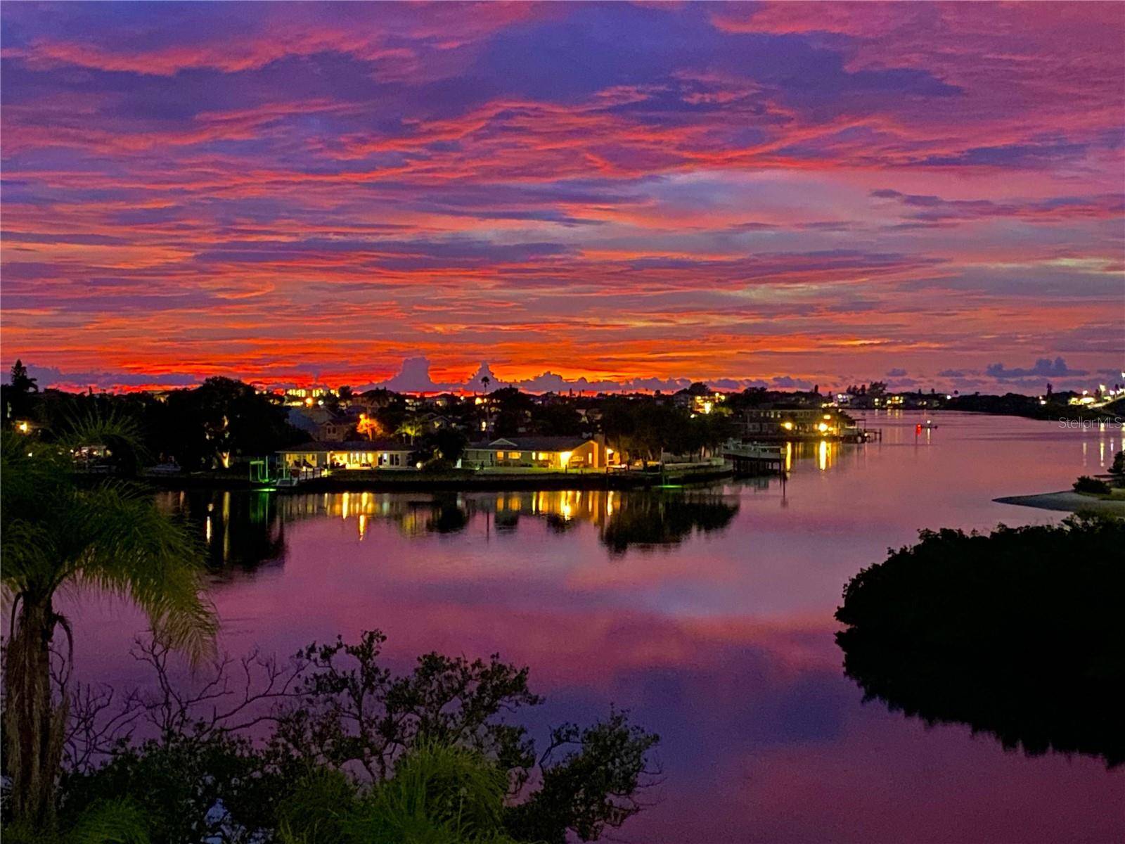 Belleair Bluffs, FL 33770,100 BLUFF VIEW DR #205C