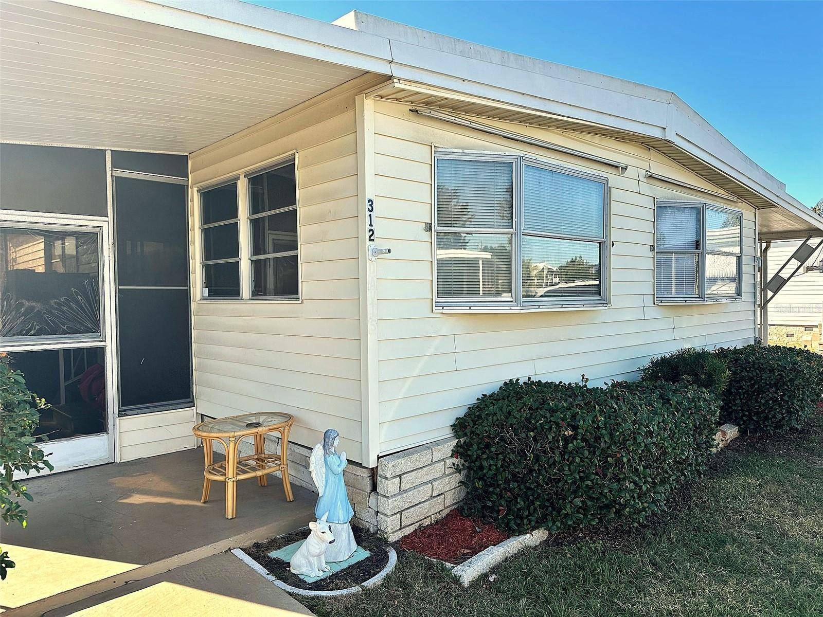 Pinellas Park, FL 33782,9790 66TH ST N #312