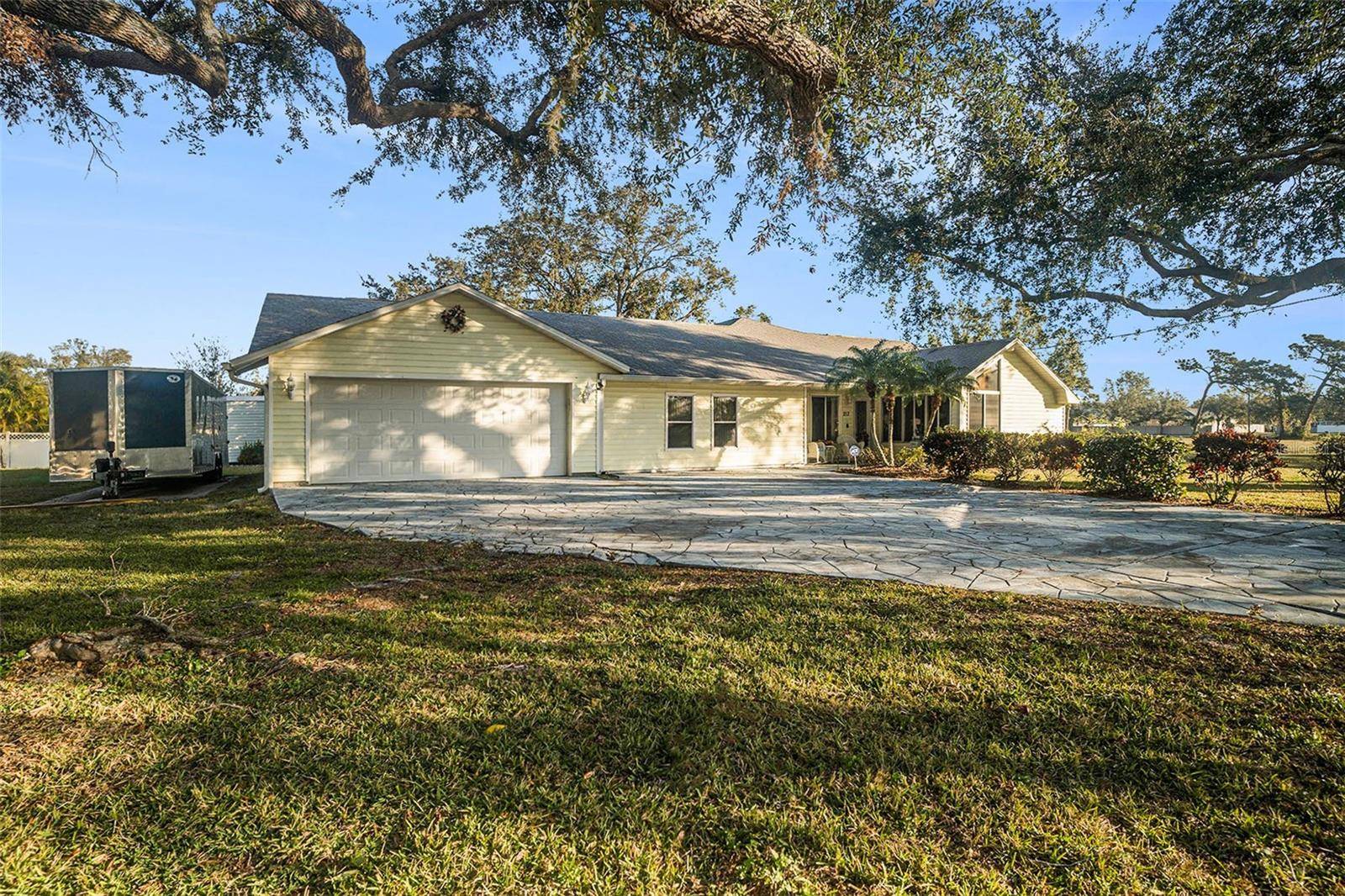 Ruskin, FL 33570,217 MANATEE DR