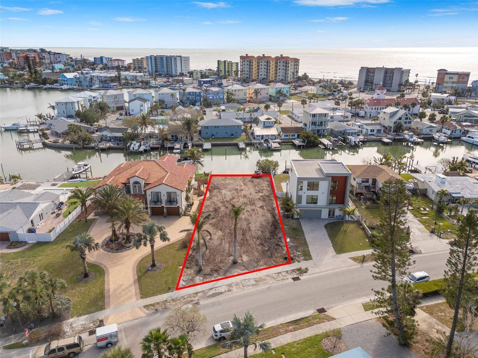 Madeira Beach, FL 33708,325 140TH AVE E #16