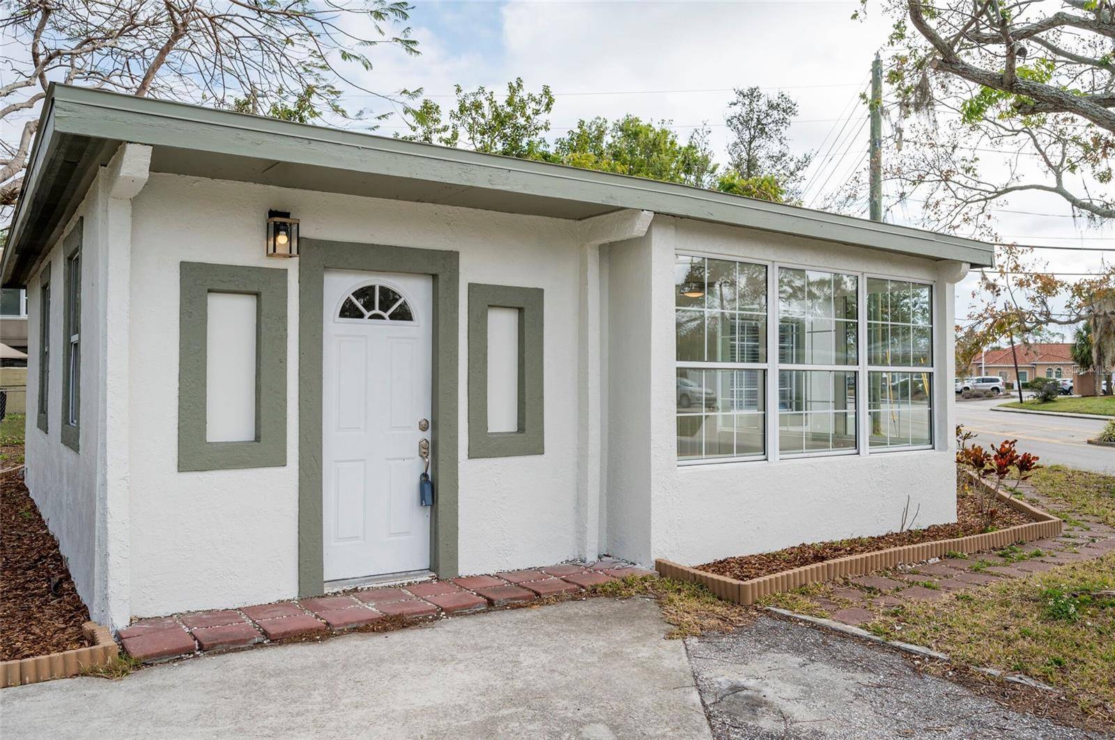 Pinellas Park, FL 33781,6699 78TH AVE N
