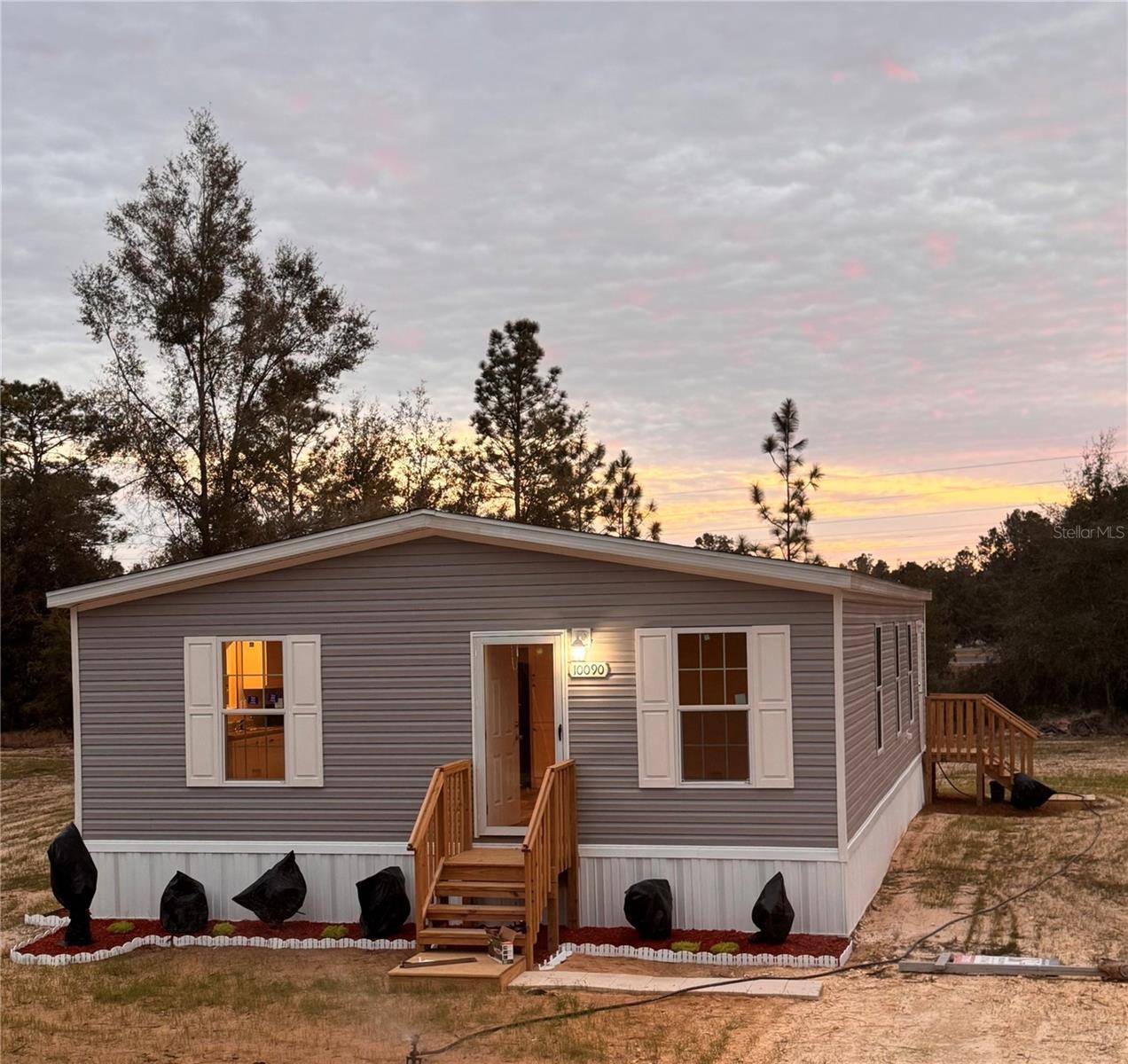 Bronson, FL 32621,10090 NE 67 LN