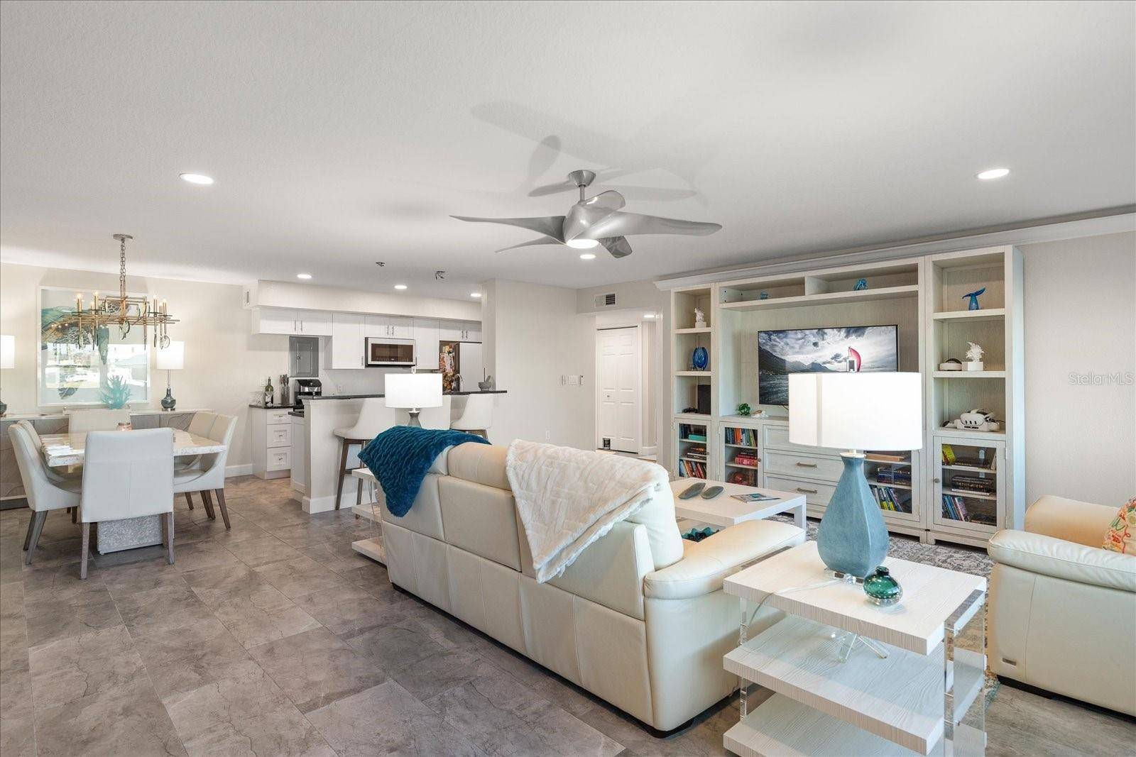 Redington Shores, FL 33708,17400 GULF BLVD #G2