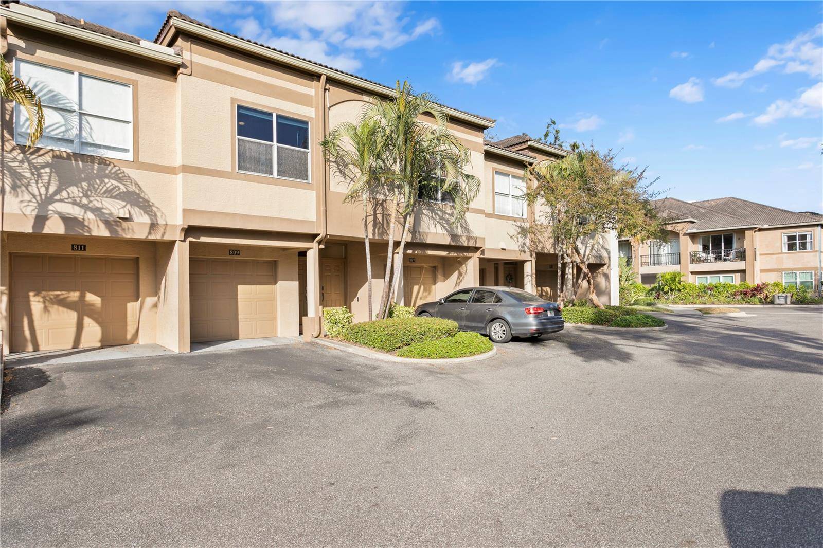 Tampa, FL 33602,809 NORMANDY TRACE RD