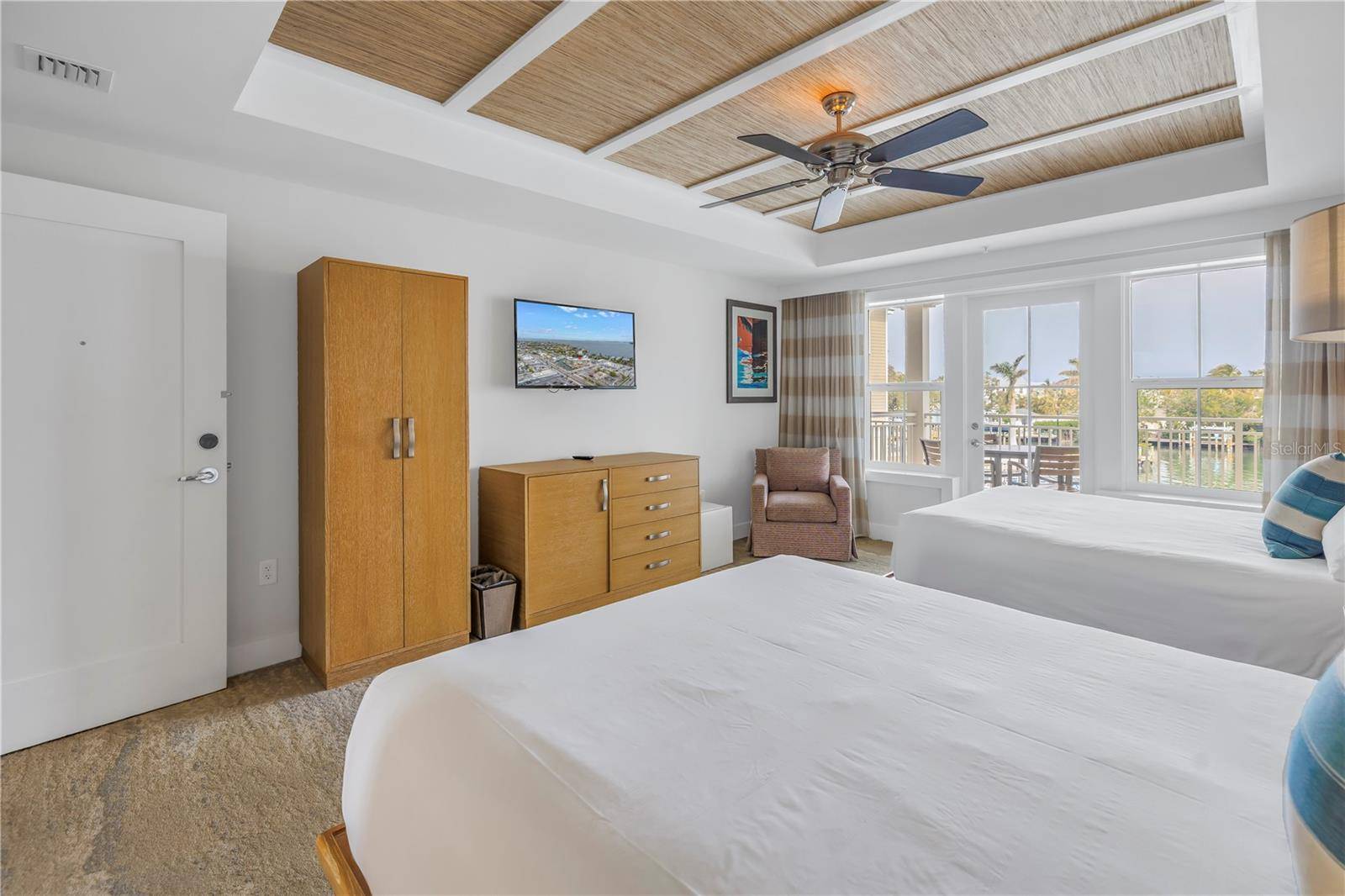 Bradenton Beach, FL 34217,5325 MARINA DR #128