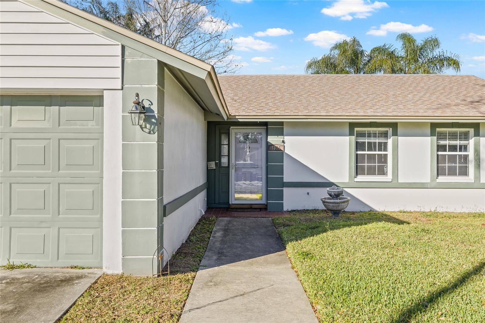 Lutz, FL 33549,1306 COUNTRY ELM CT