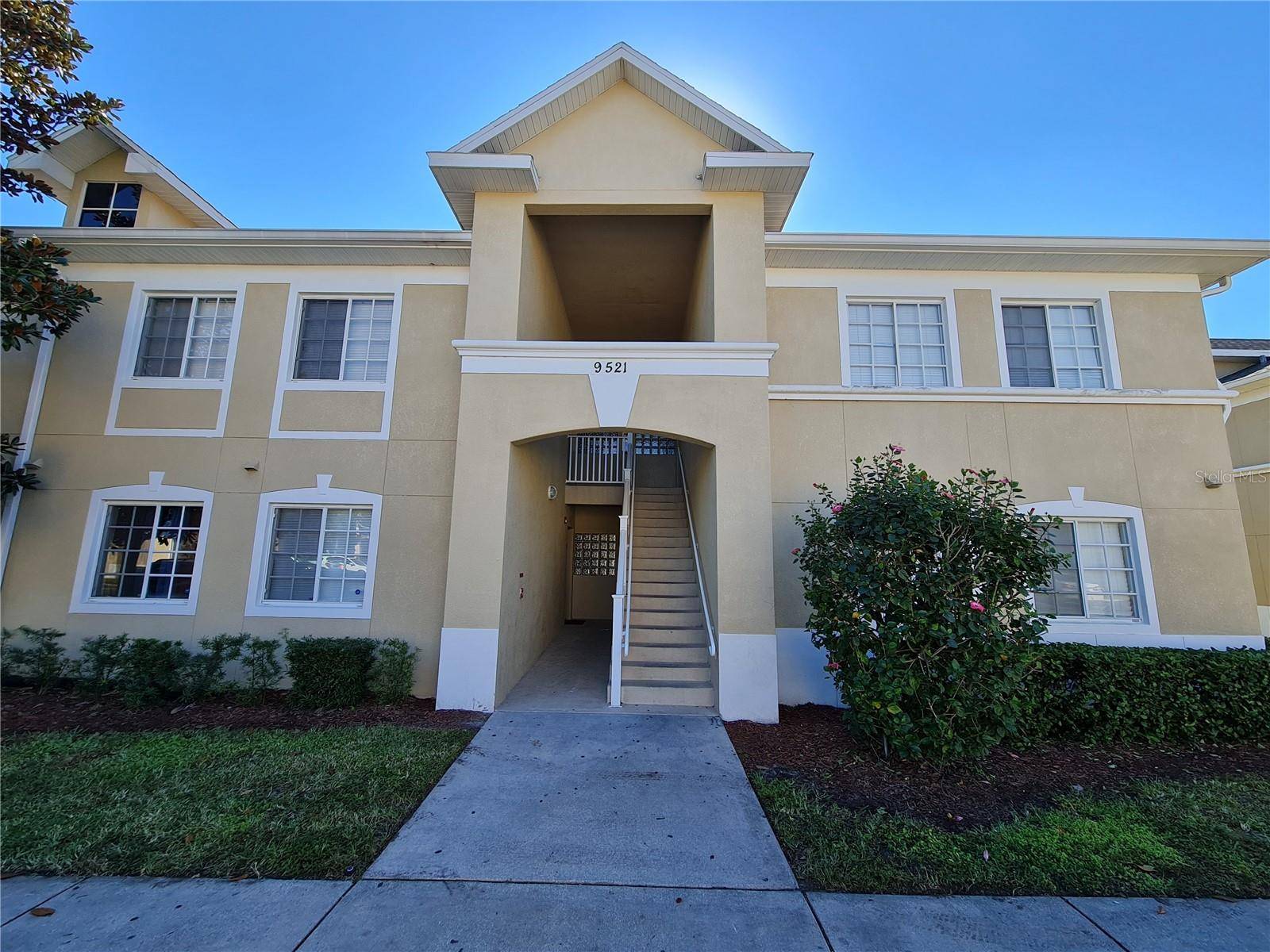 Riverview, FL 33578,9521 GROVEDALE CIR #201