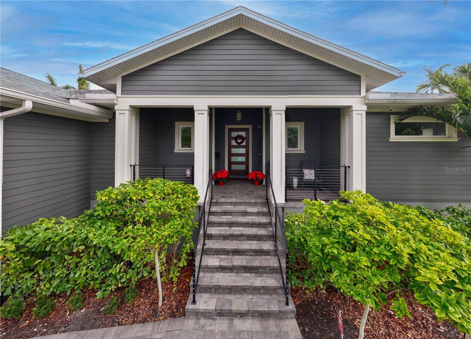 St Petersburg, FL 33704,930 MONTEREY PT NE