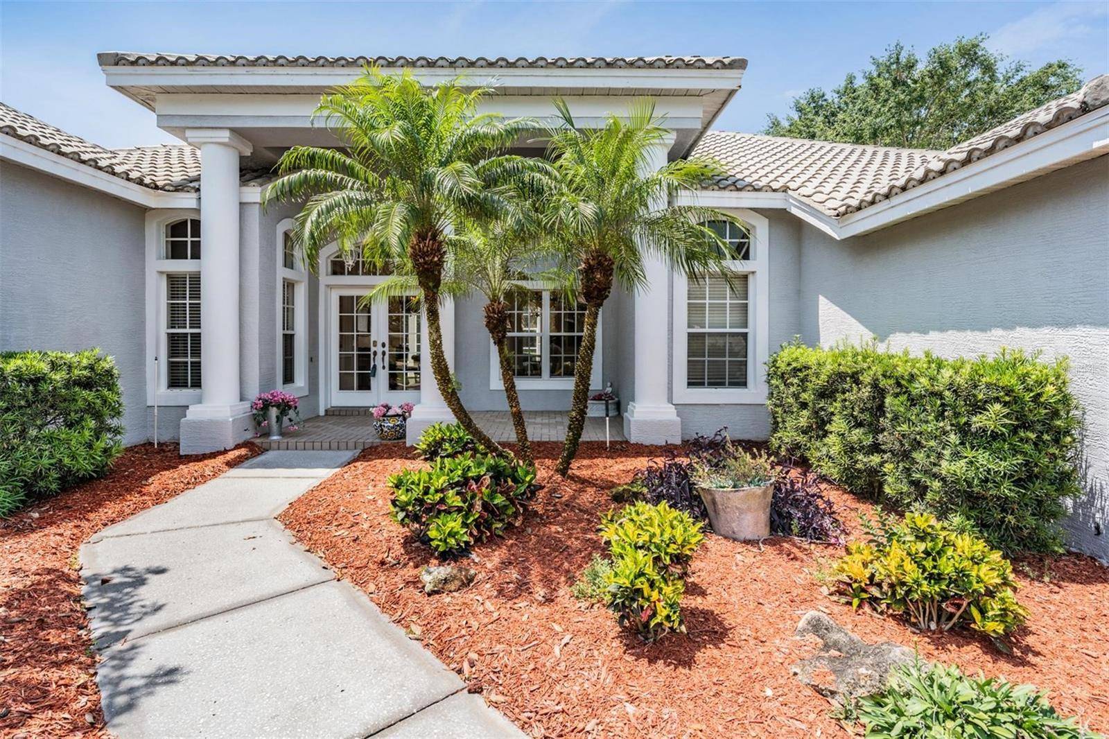 Tarpon Springs, FL 34688,394 TALL OAK TRL