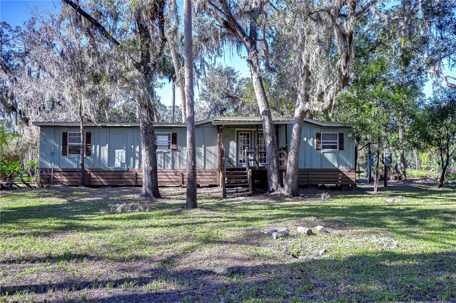 Valrico, FL 33596,4524 SPRING RD
